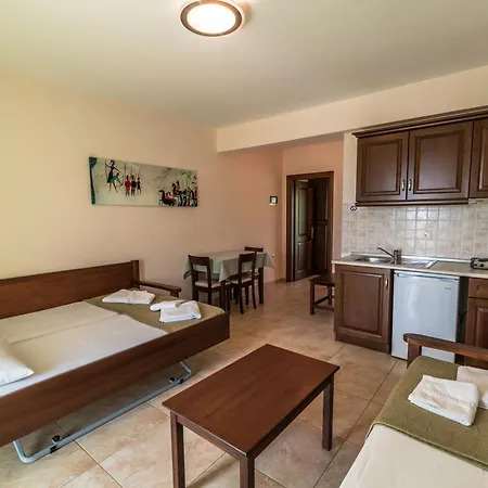 Aparthotel Zeus 4*