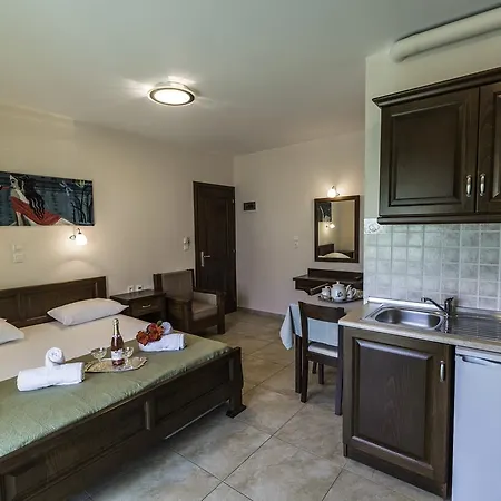Hotel de apartamente Zeus Skala Potamia